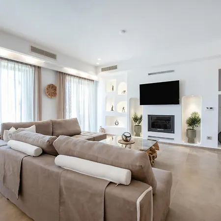 Villa Alyki *